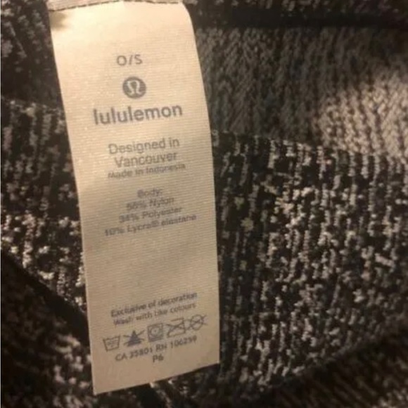 LULULEMON Vinyasa Scarf *Rulu Reconnect Jacquard Running Luon White Black EUC - Picture 3 of 3